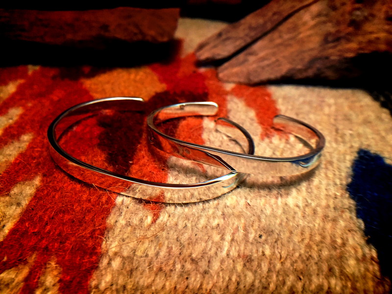 インディアンジュエリー＆シルバーアクセサリーならクレイジー